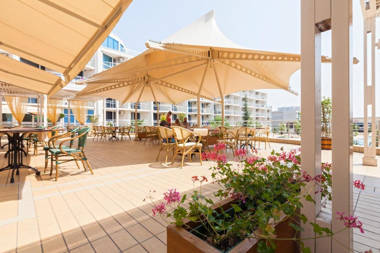 Design Studio In Atlantis Resort&Spa, Burgas Airport 외부 사진